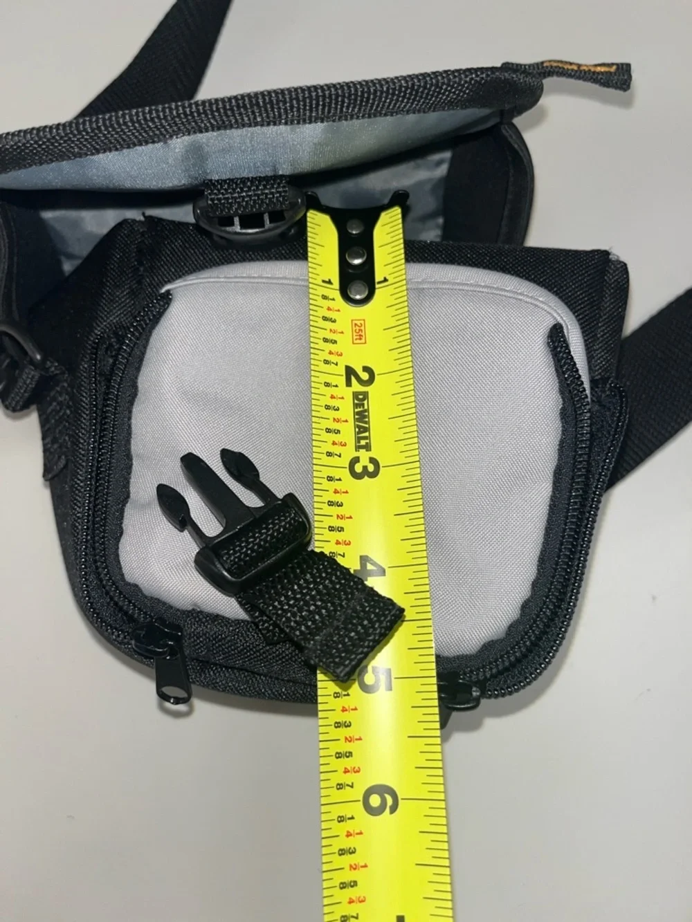 Samsonite Black and Gray Camera Crossbody Bag